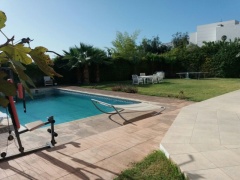 Holiday letting Wonderful 6 Bedrooms Villa with Swimming Pool  Ref: T62040