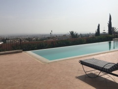 Holiday letting Stylish 3 Bedrooms Villa with Swimming Pool  T32028