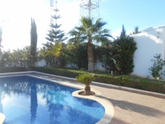 Holiday letting 2 Bedrooms Cosy Villa with Pool  Ref: T22037