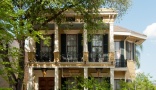 Holiday letting HH Whitney House Bed & Breakfast on the Historic Esplanade