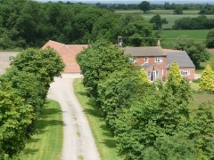 Holiday letting Walton Thorns Farm Holiday Cottages